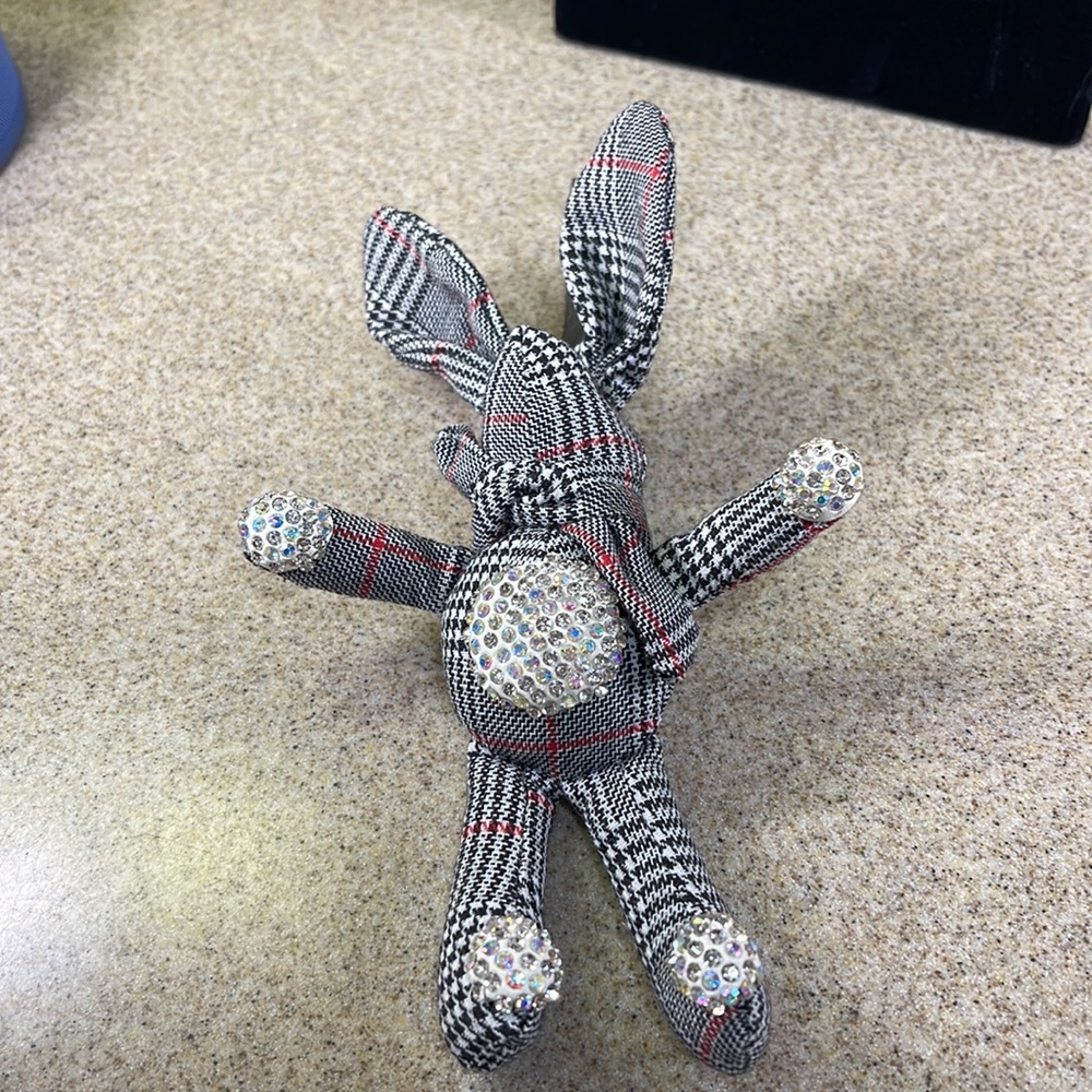 HOUNDSTOOTH BUNNY!  BLACK/WHITE/STRIPE OF RED & RHINESTONES - Picture 10 of 10